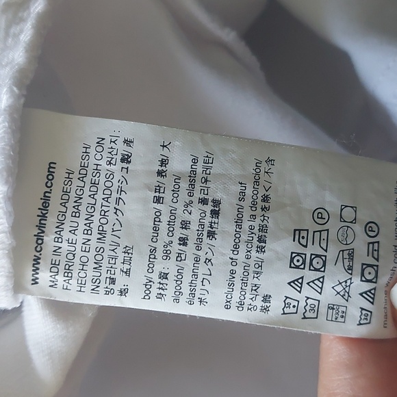 Calvin Klein Jeans mini skirt, size 16, great condition - Picture 8 of 9